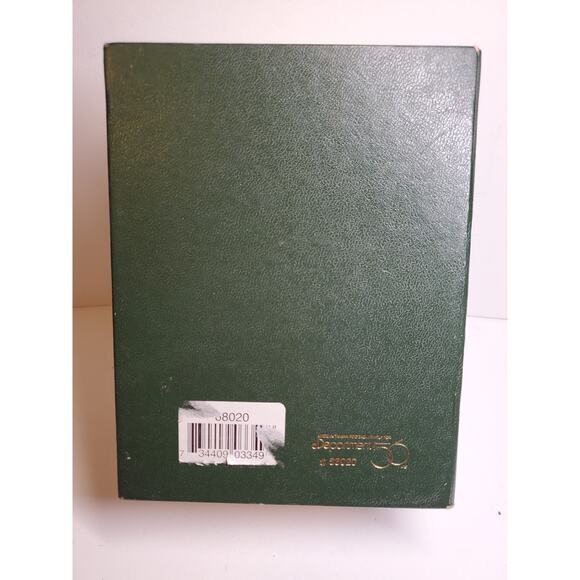 Snow Babies - Baby with Wreath - Picture 7 of 7